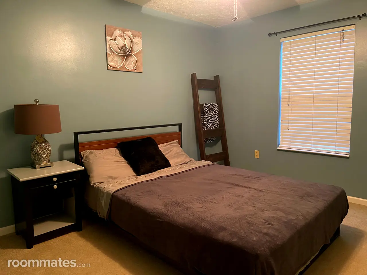 Profile photo 5 of 9