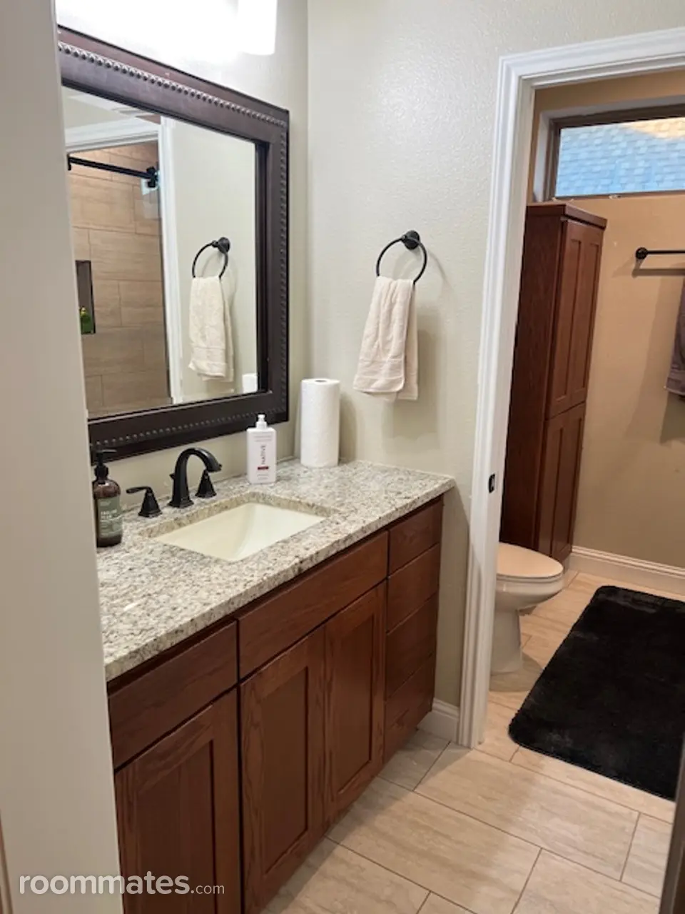 Profile photo 3 of 10