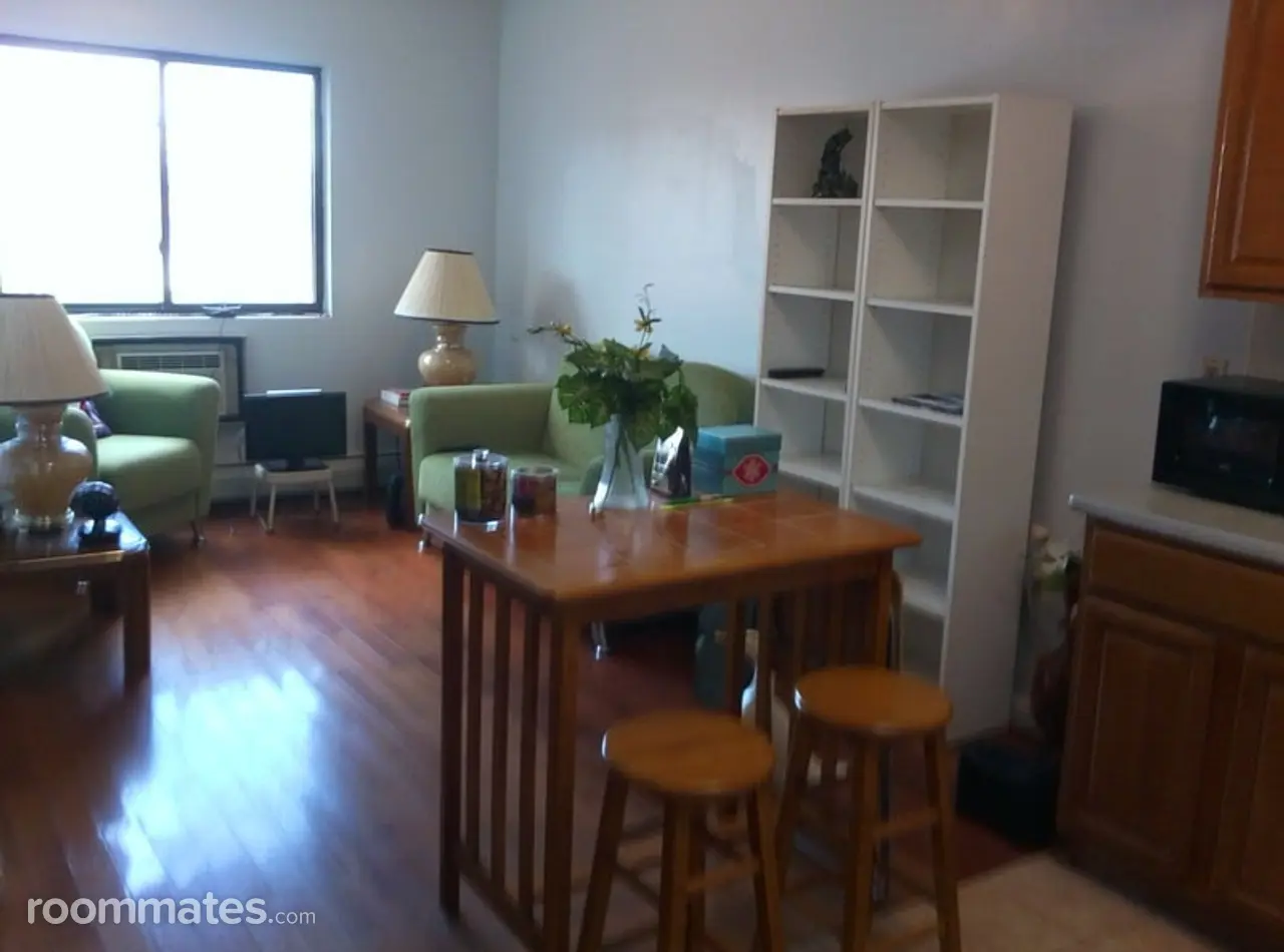 Profile photo 6 of 8