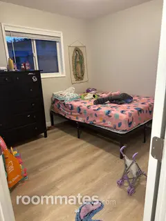 Room for rent in Beaverton, OR $1000, house