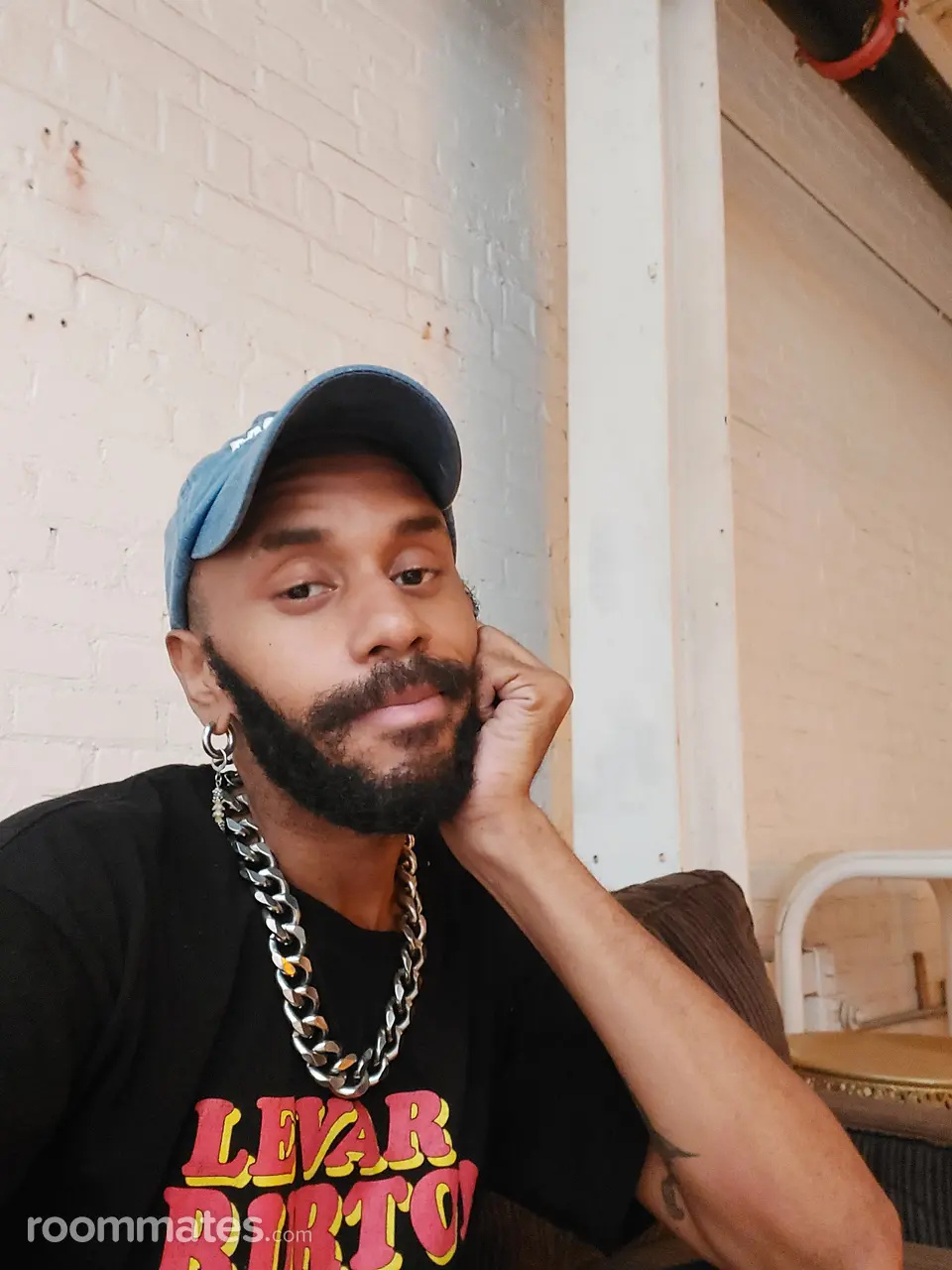 Profile photo 1 of 1