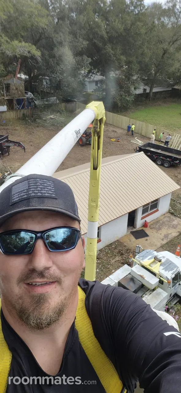 Profile photo 1 of 1