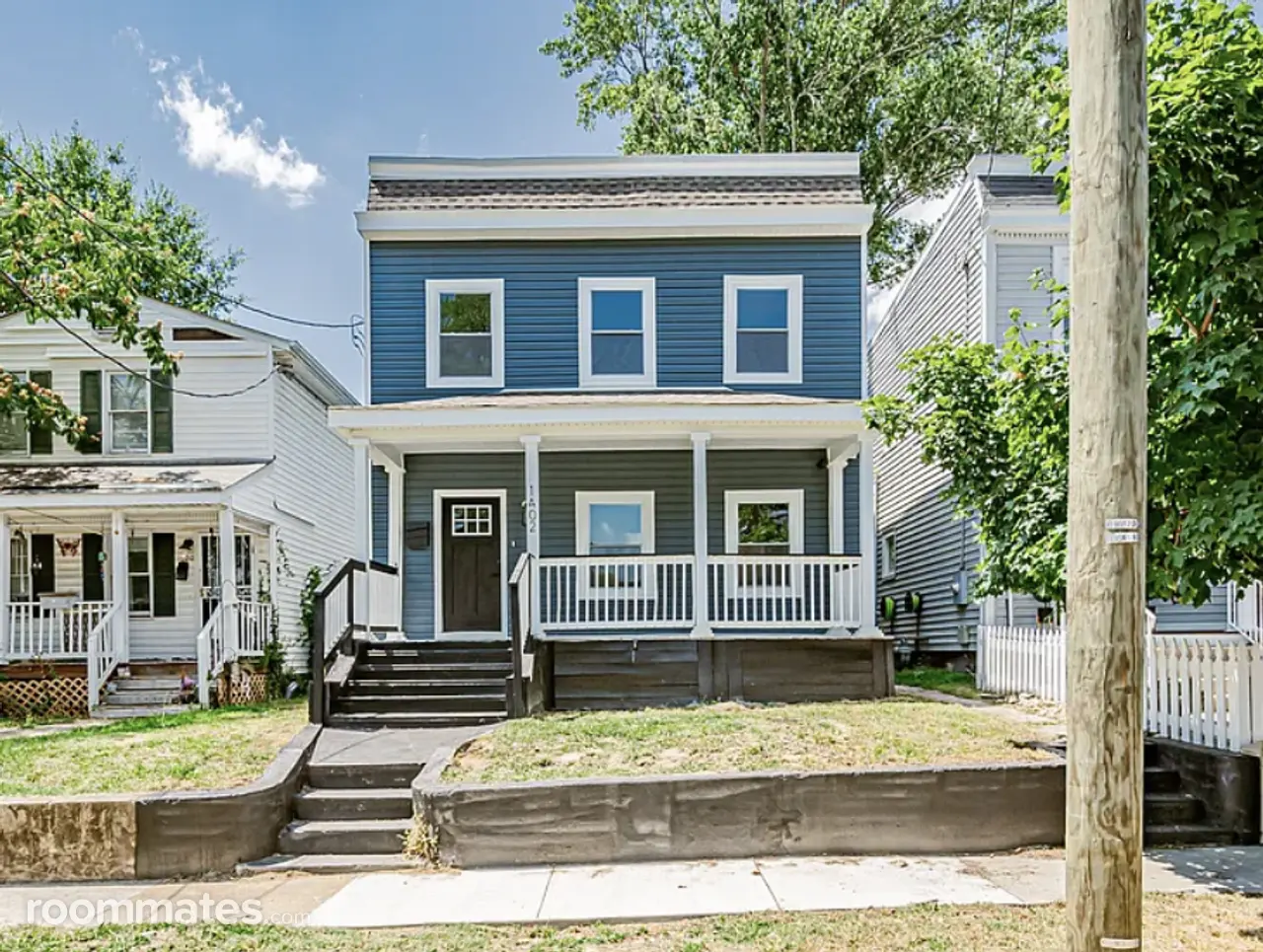 Profile photo 1 of 17