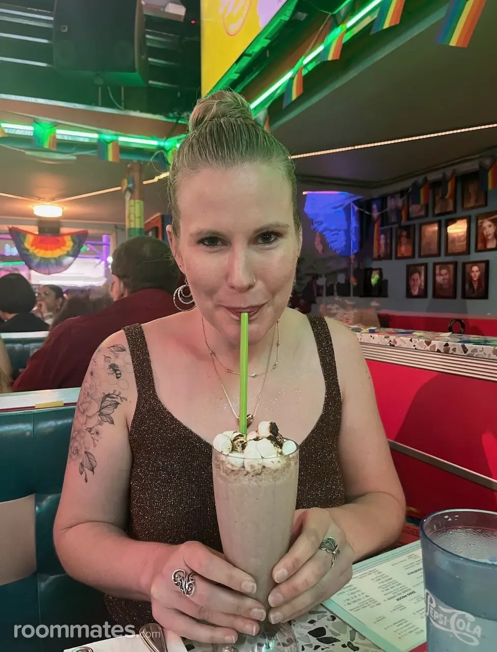 Profile photo 14 of 17