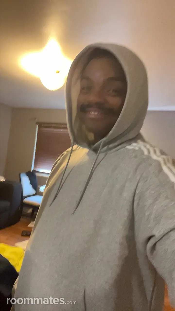 Profile photo 6 of 6