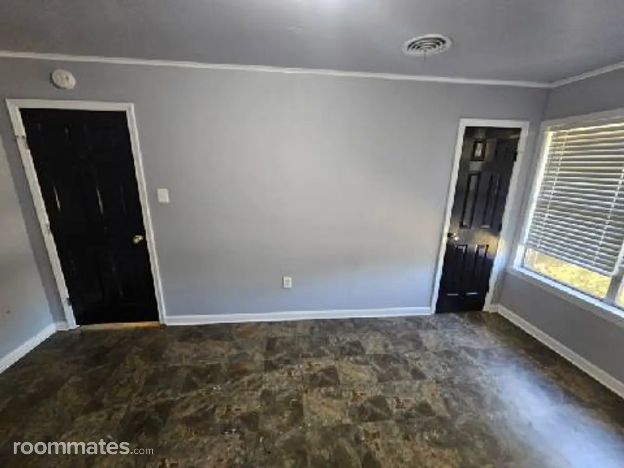 Profile photo 5 of 10