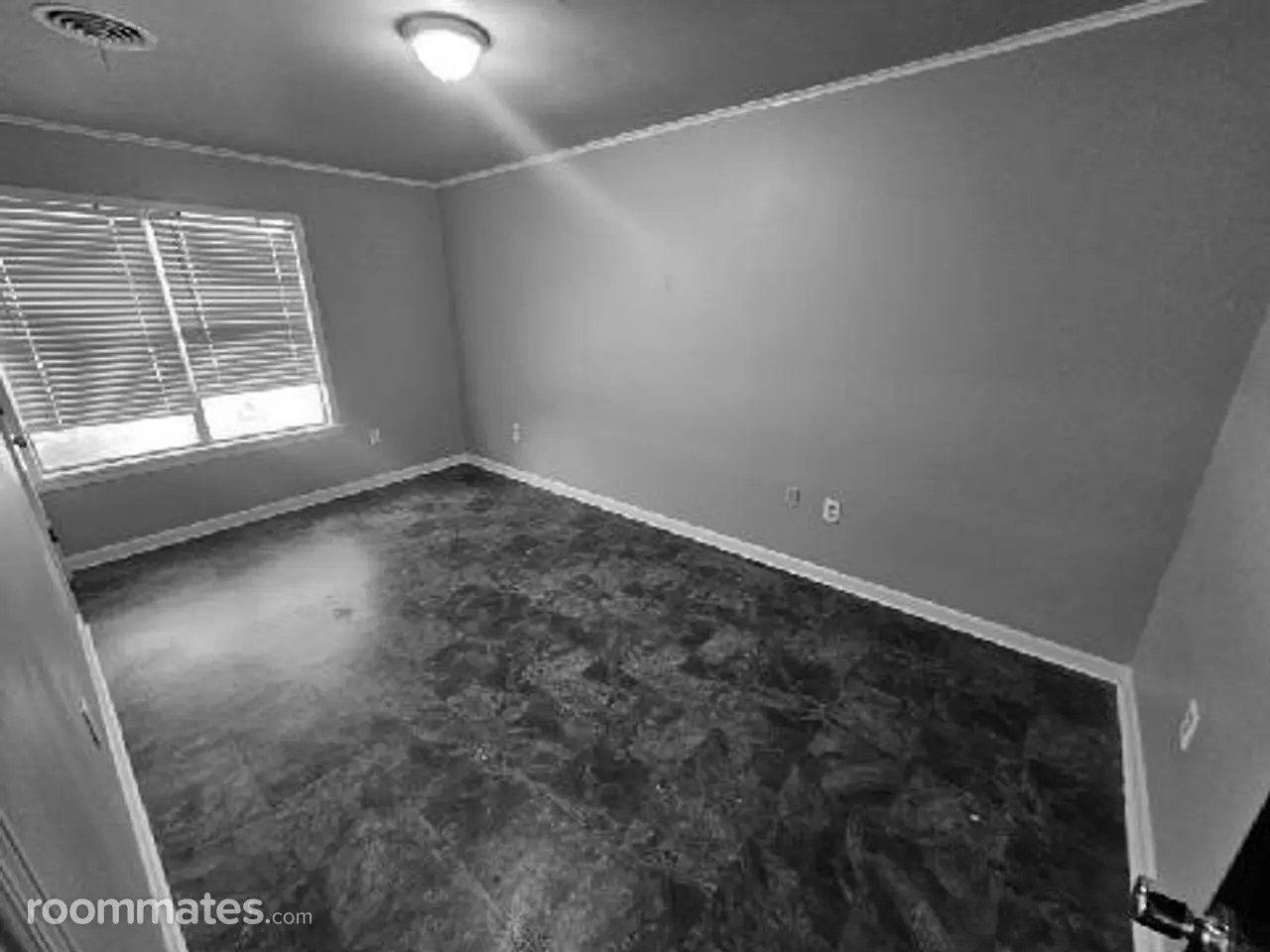 Profile photo 8 of 10