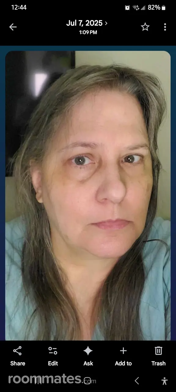 Profile photo 9 of 10