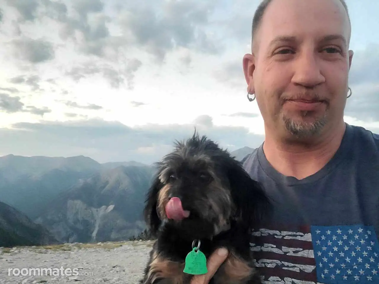 Profile photo 4 of 4