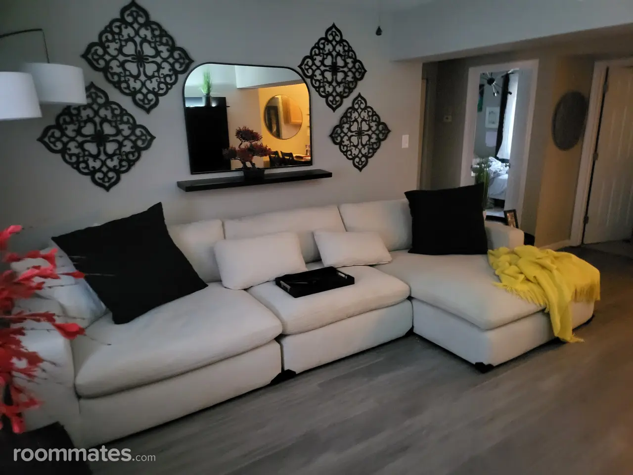 Profile photo 7 of 11