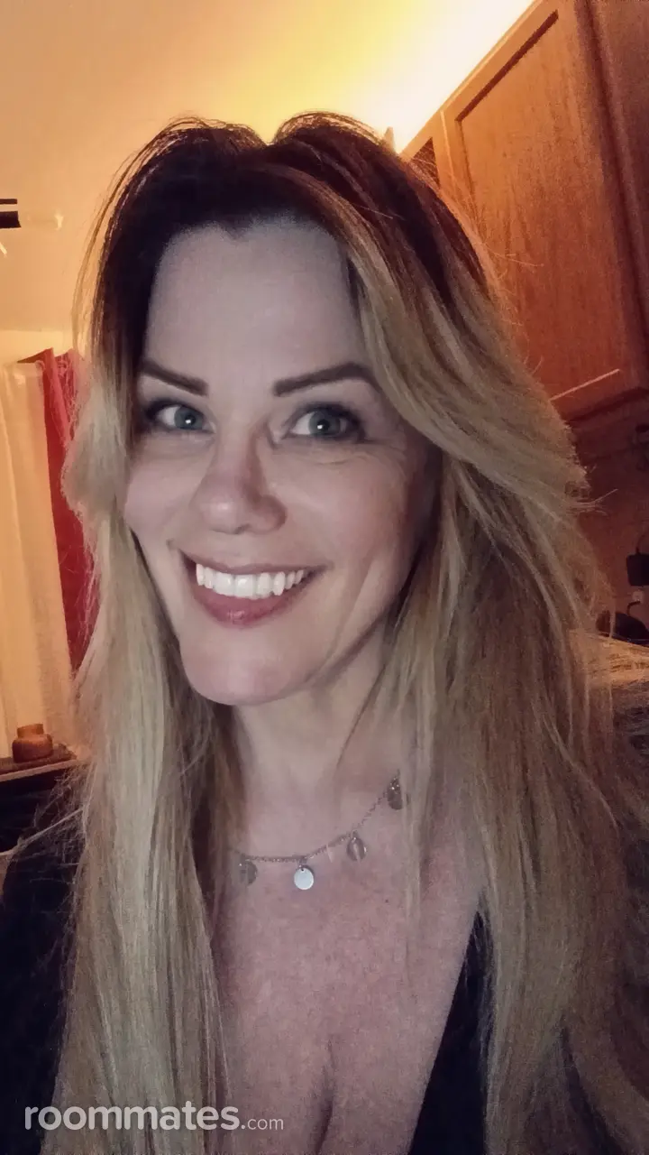 Profile photo 9 of 11