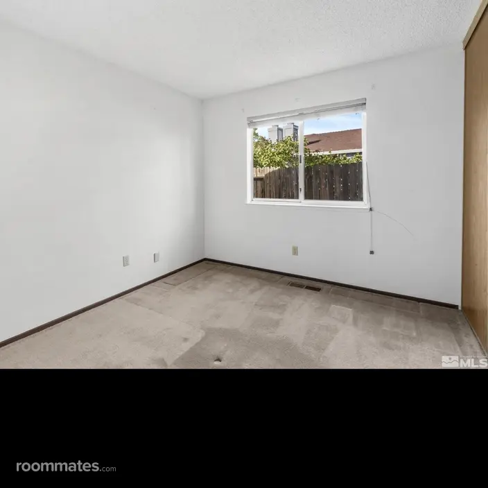 Room for rent in Reno, NV $800, house