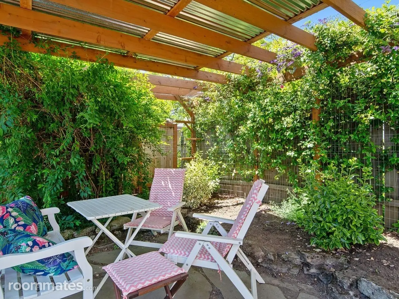 Profile photo 4 of 10