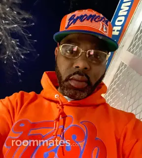 Roommate looking Virginia Beach, VA, $900