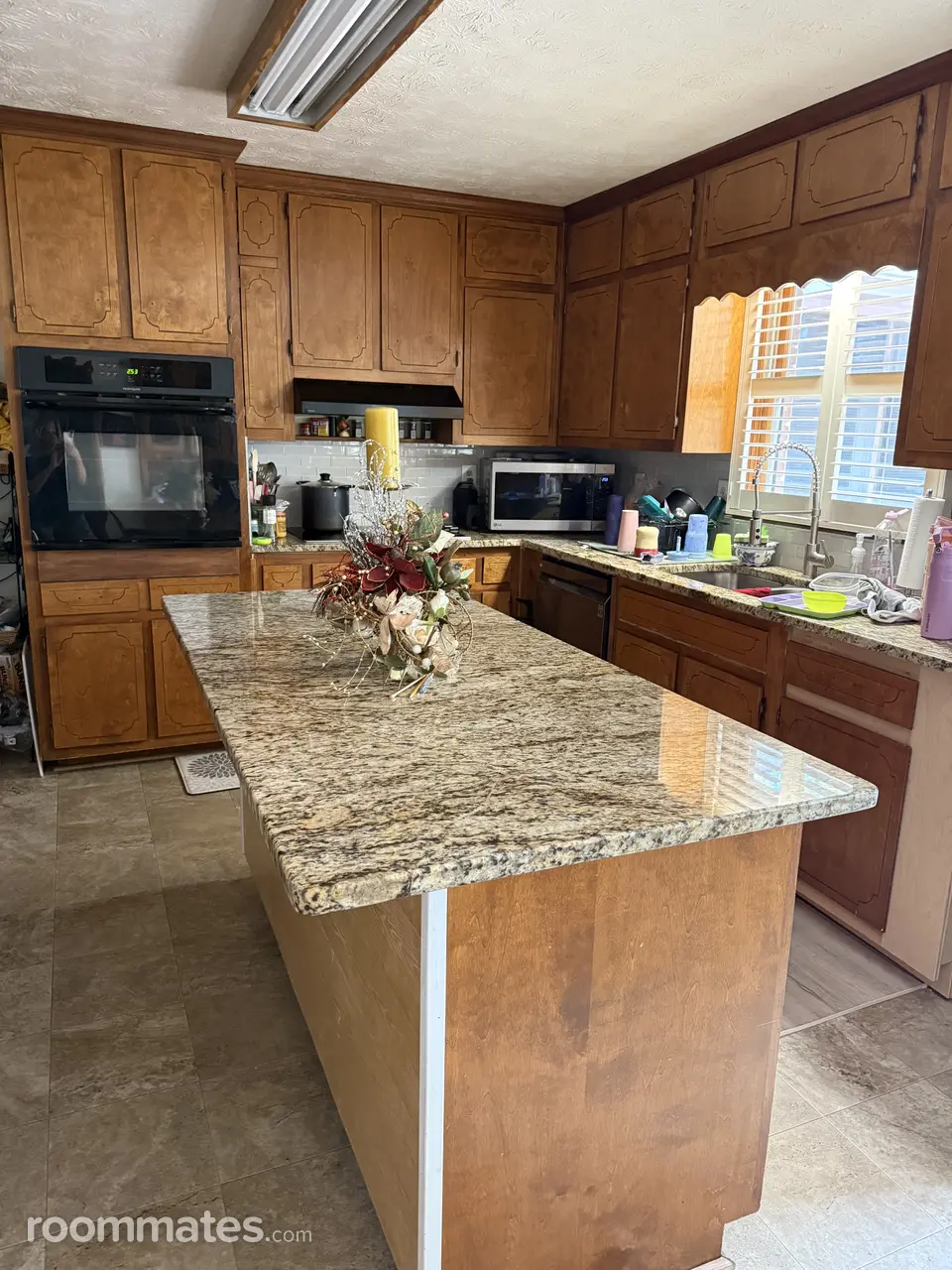 Profile photo 1 of 4