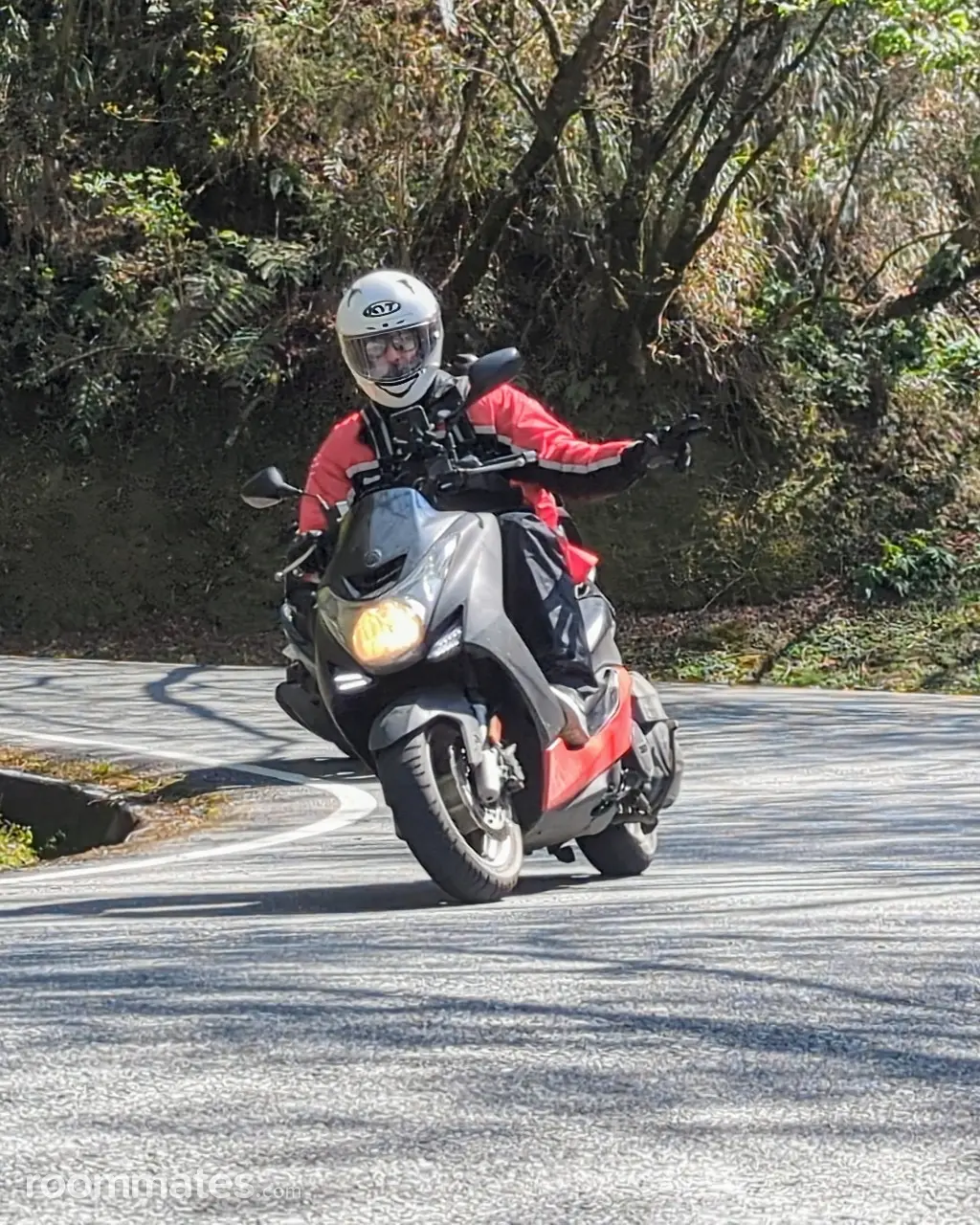 Profile photo 3 of 8