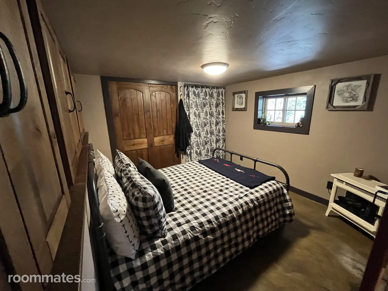 Profile photo 9 of 11