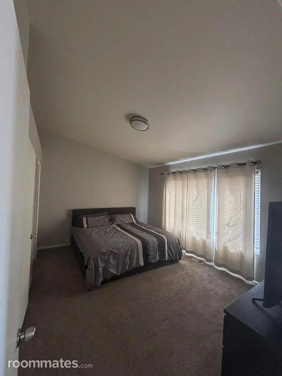 Profile photo 2 of 8