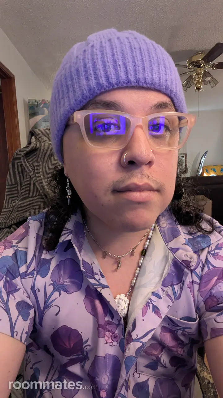 Profile photo 6 of 6