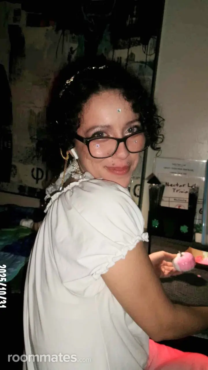 Profile photo 1 of 1