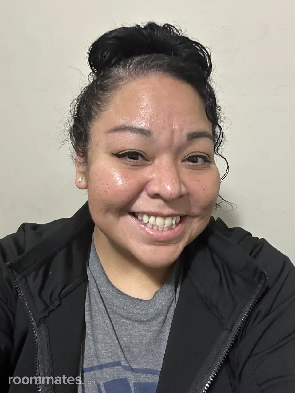 Profile photo 1 of 2