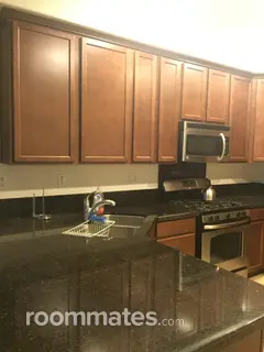 Room for rent in Hayward, CA $1100, condo