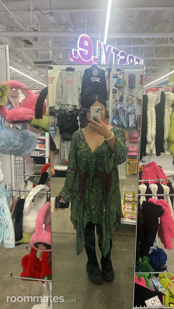 Profile photo 1 of 6