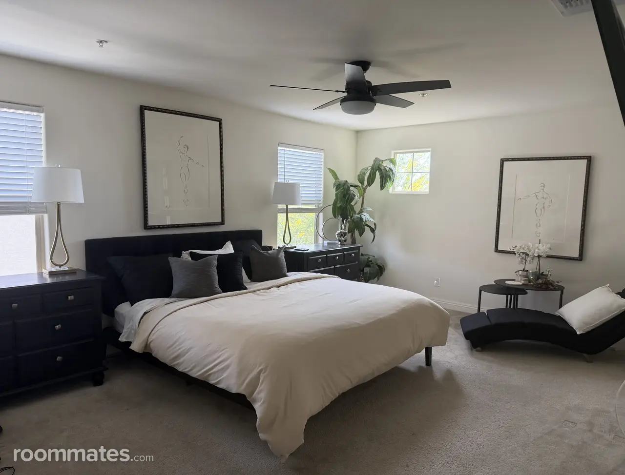 Profile photo 2 of 21