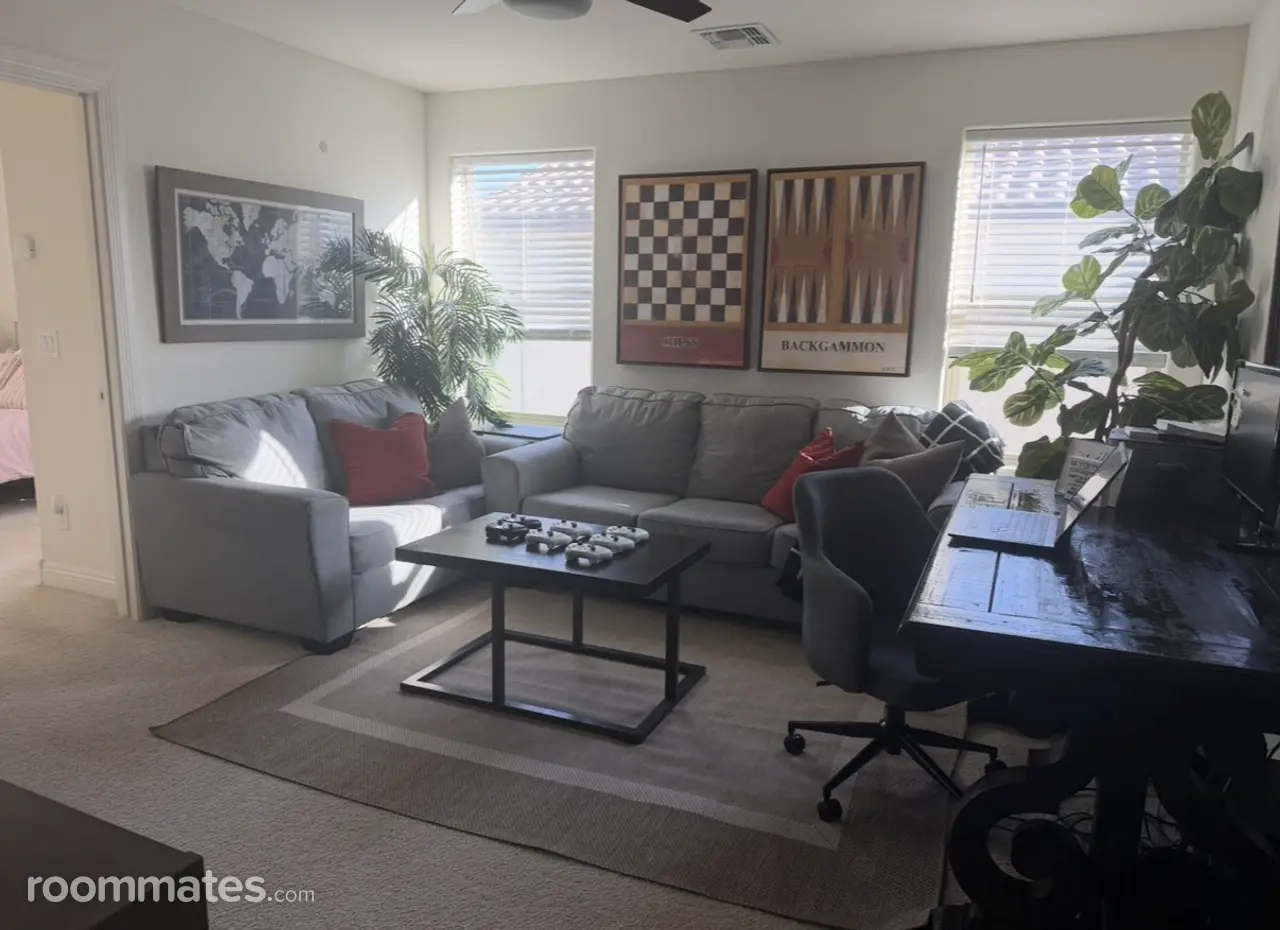 Profile photo 20 of 21