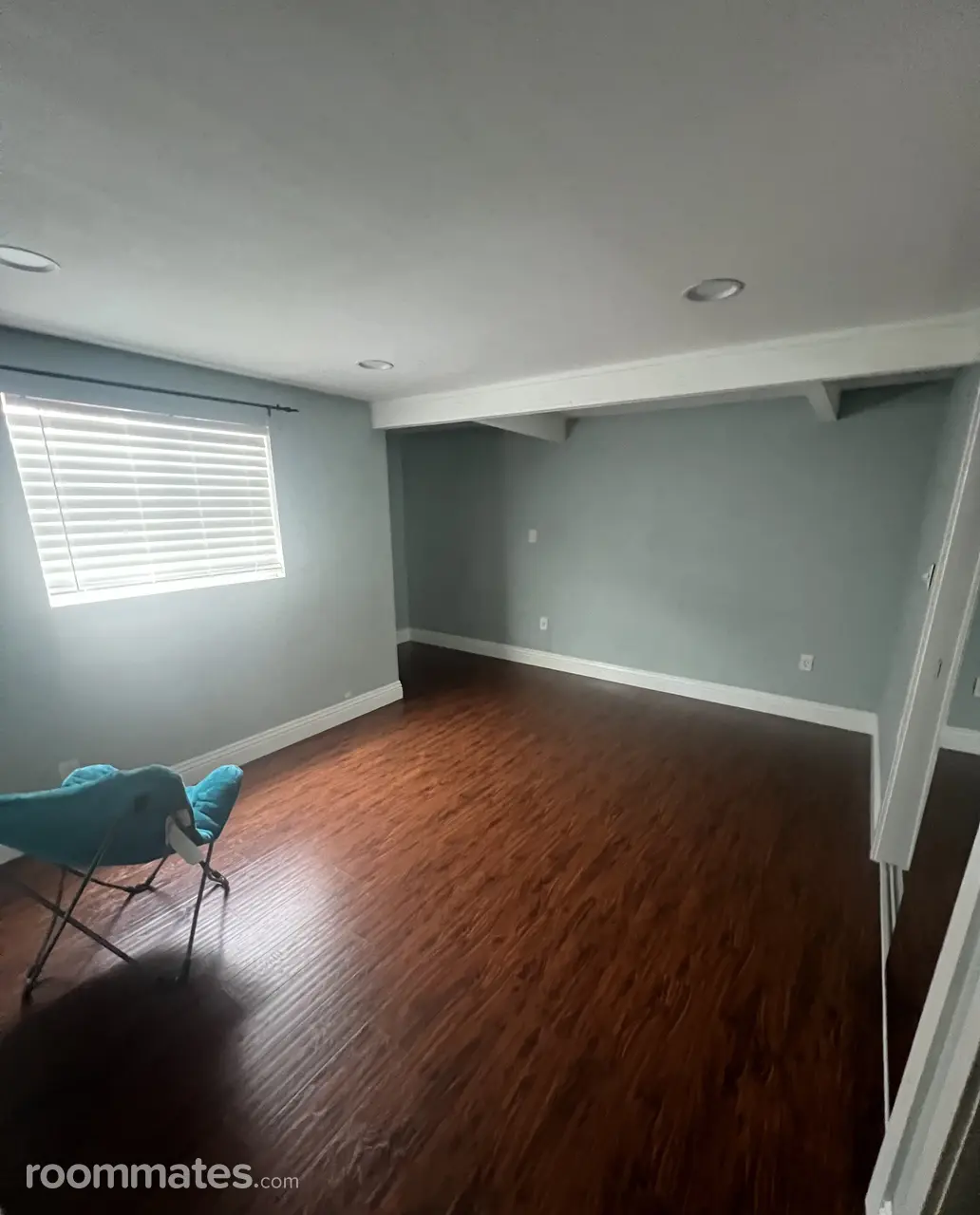 Profile photo 1 of 7