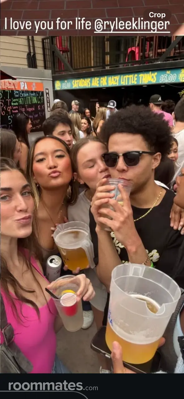 Profile photo 5 of 11