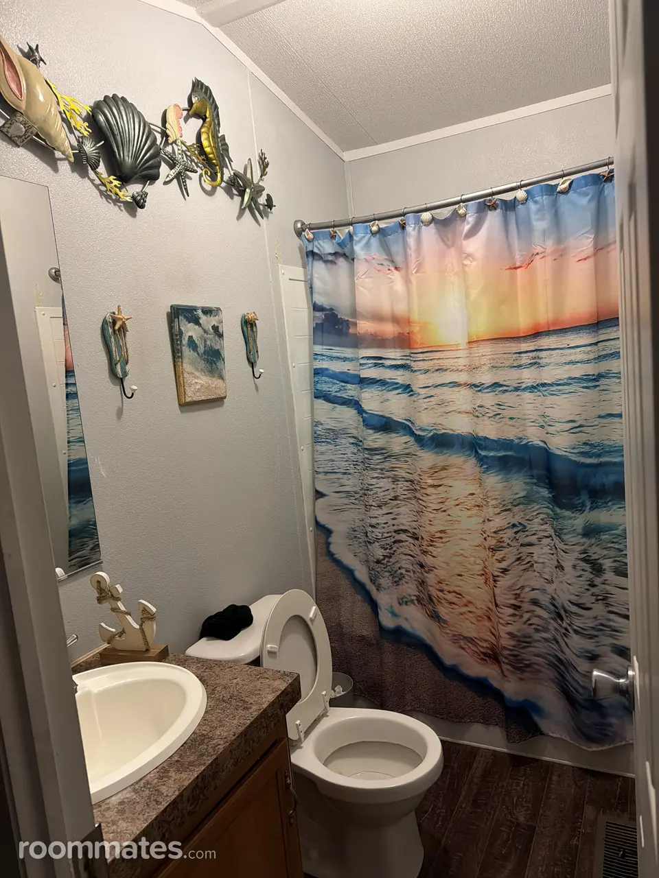 Profile photo 1 of 2