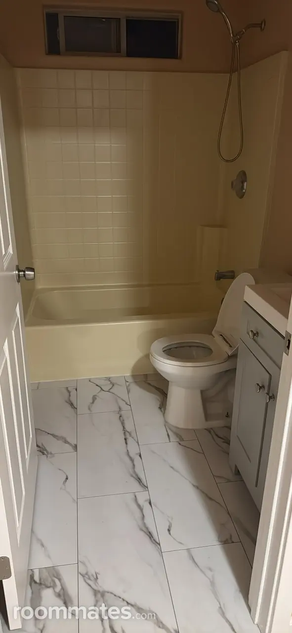 Profile photo 6 of 20