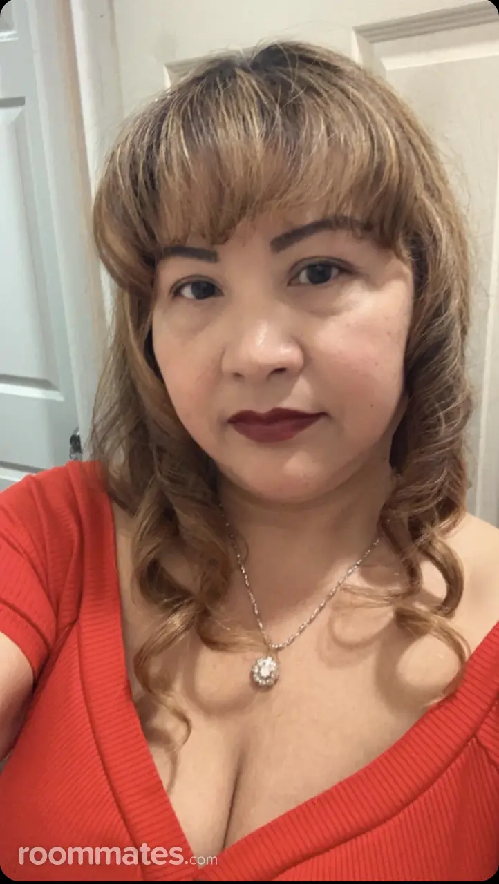 Profile photo 19 of 20