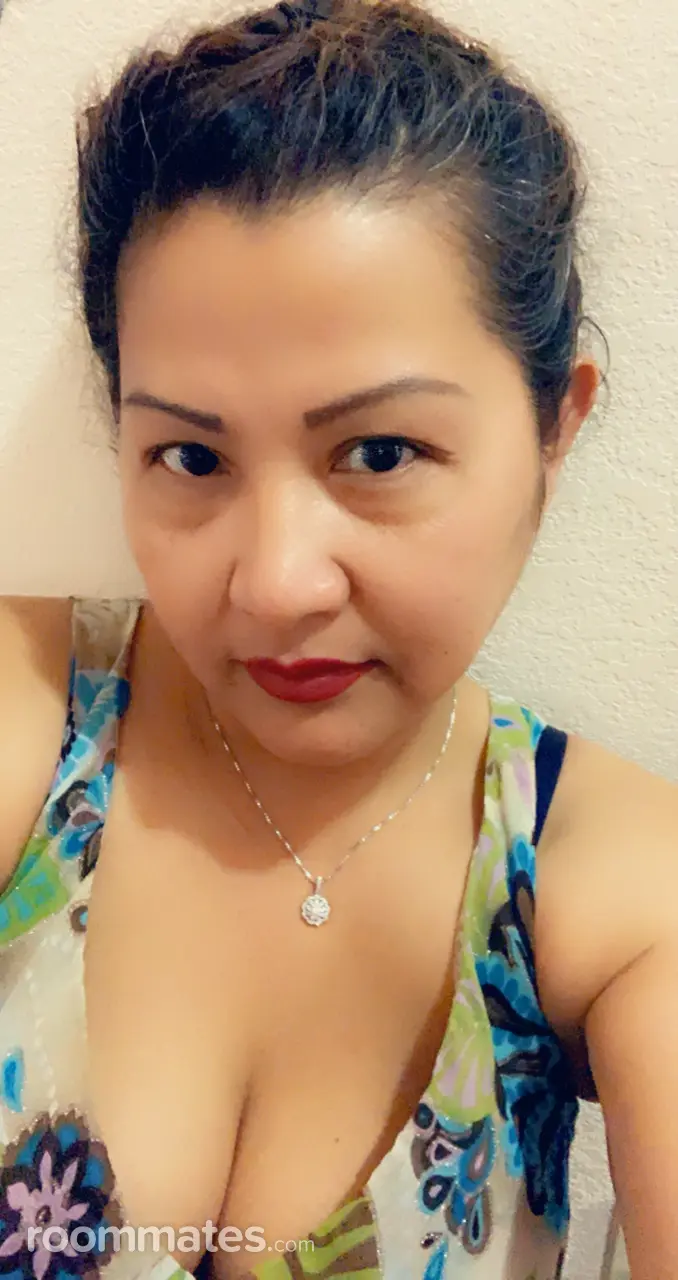 Profile photo 17 of 20