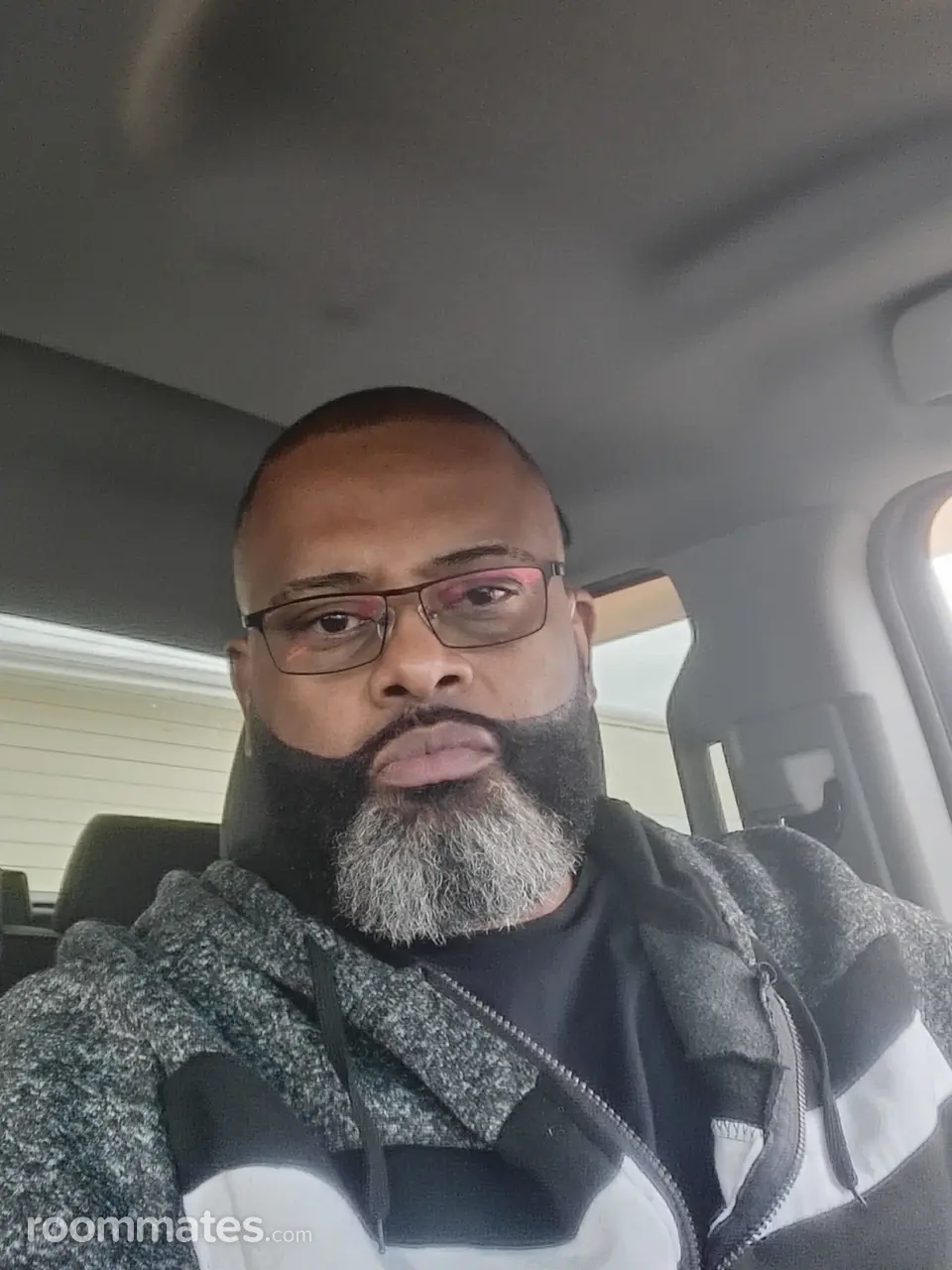 Profile photo 8 of 8