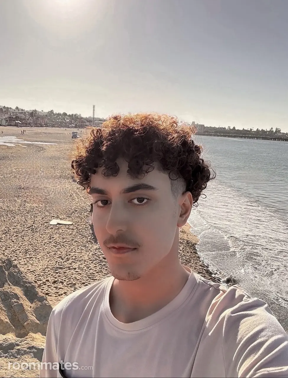 Profile photo 1 of 1