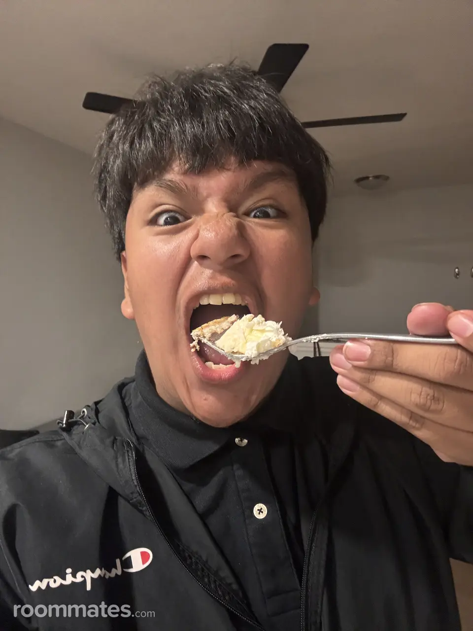 Profile photo 3 of 4