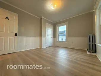 Room for rent in Framingham, MA $1100, house