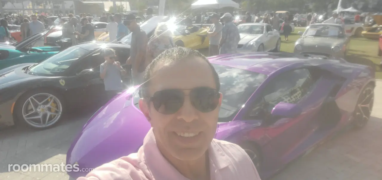 Profile photo 1 of 1