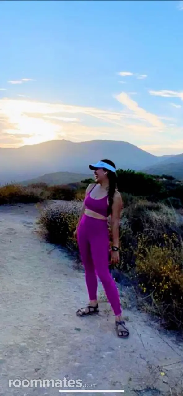 Profile photo 1 of 1