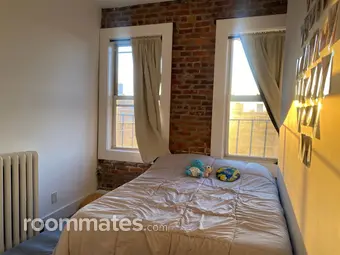 Room for rent in Boston, MA $1233, house