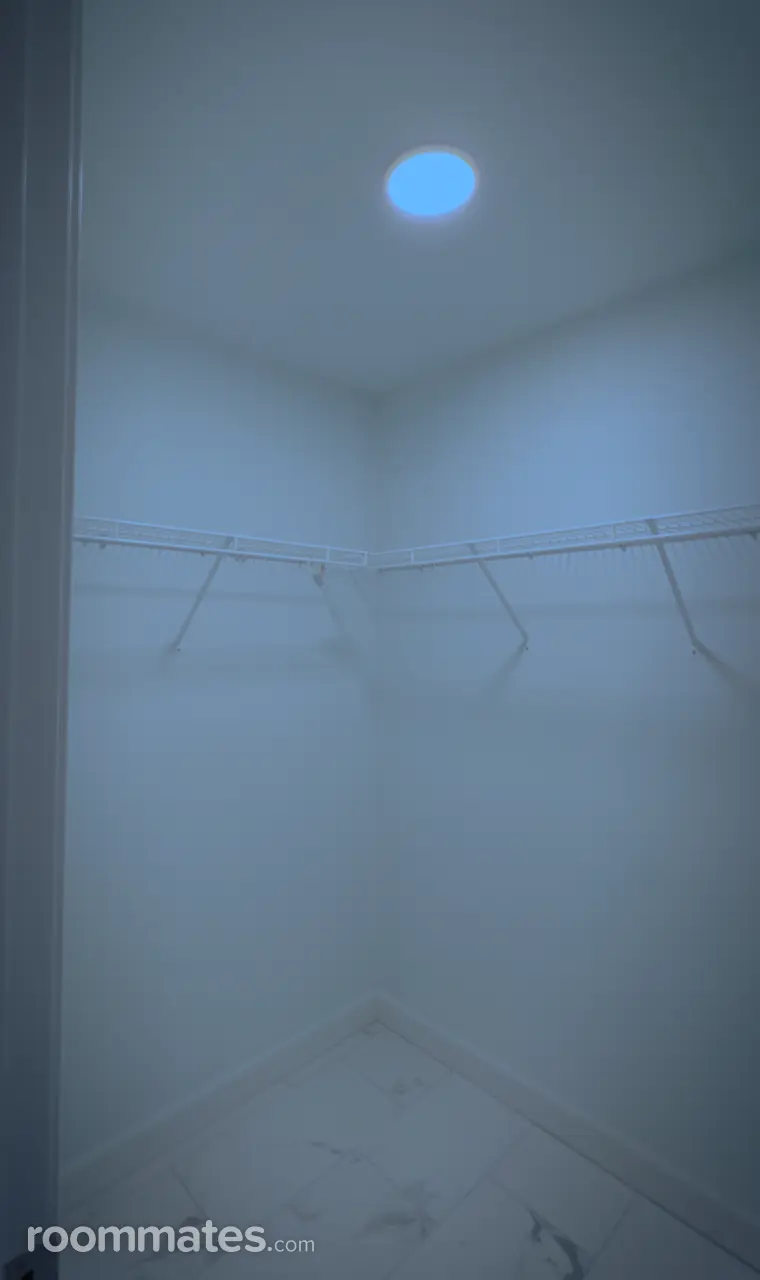 Profile photo 3 of 8