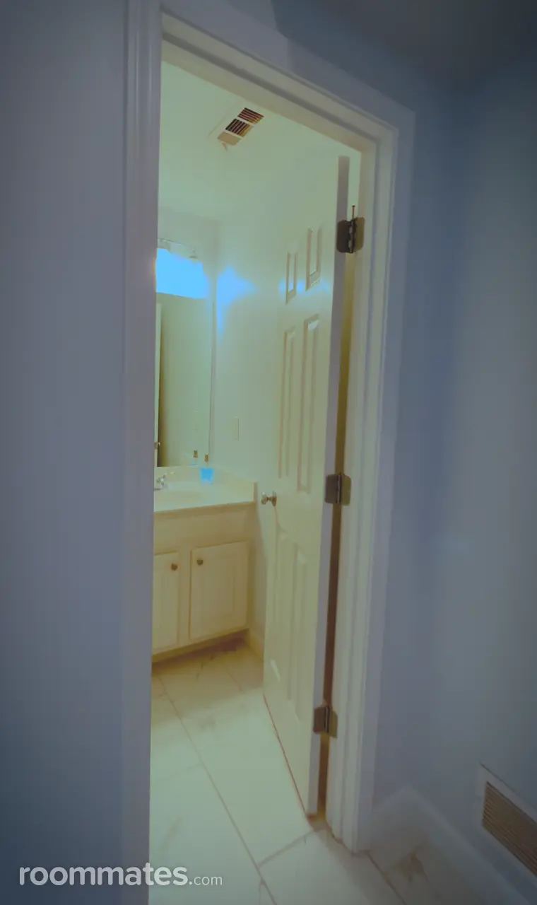 Profile photo 5 of 8