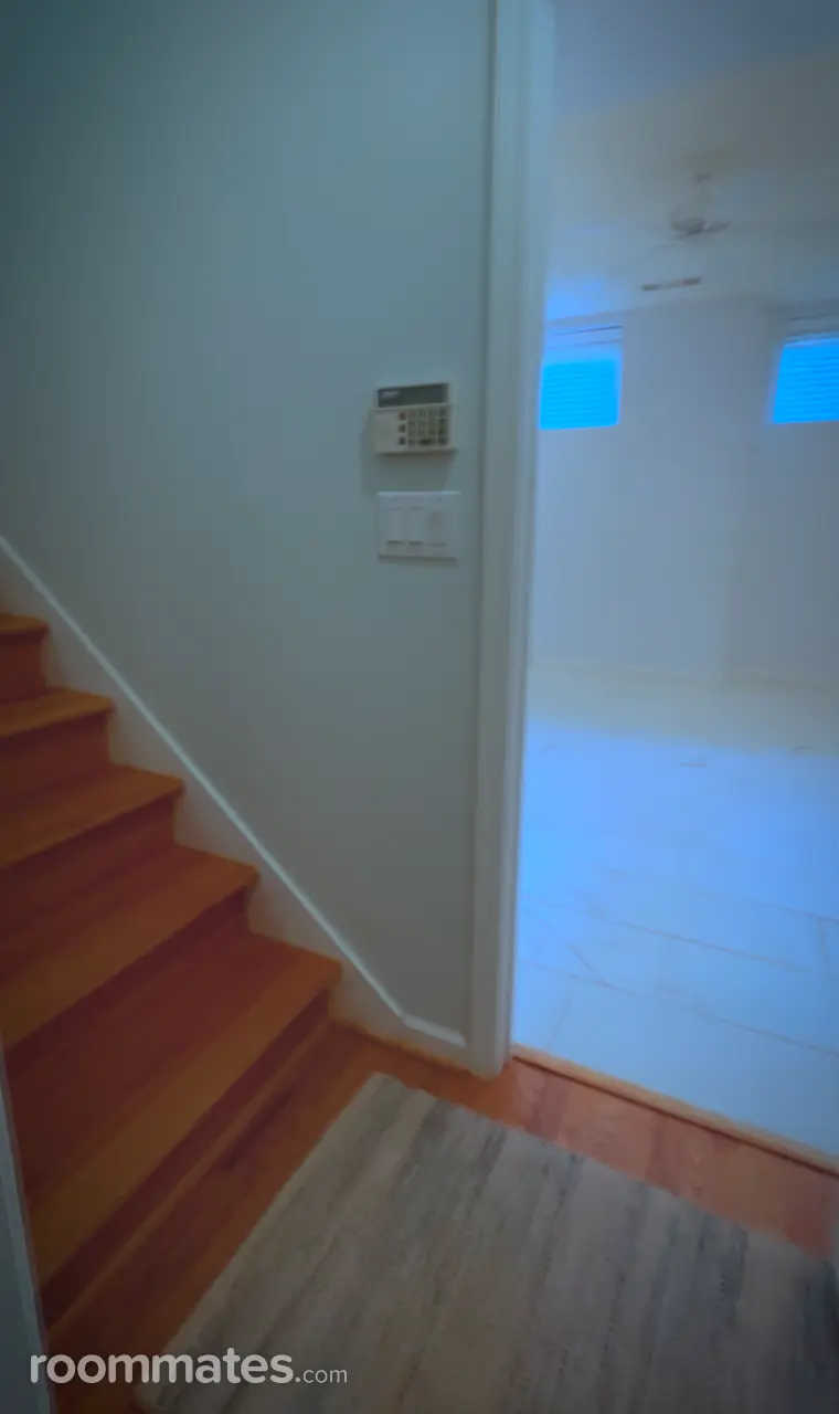 Profile photo 7 of 8