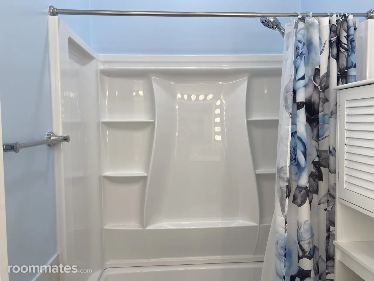 Profile photo 8 of 10