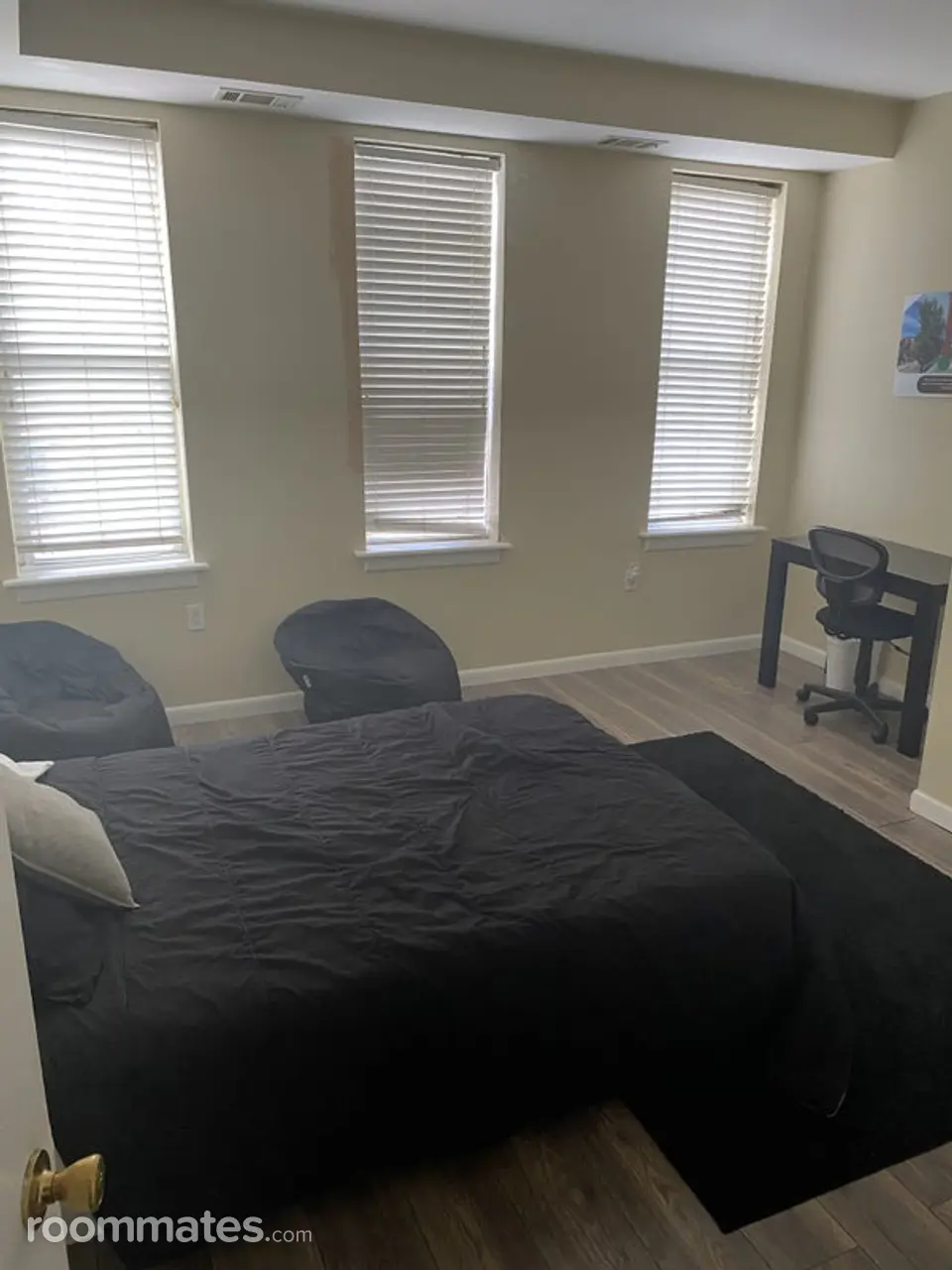 Profile photo 5 of 7