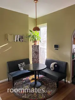 Room for rent in Baltimore, MD $800, townhouse