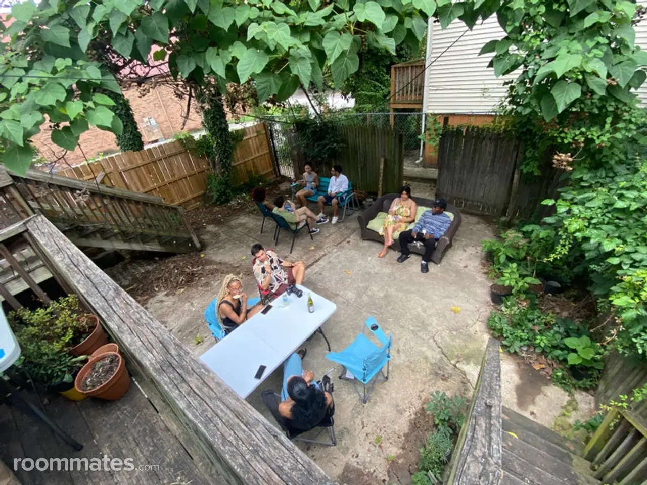 Profile photo 2 of 7