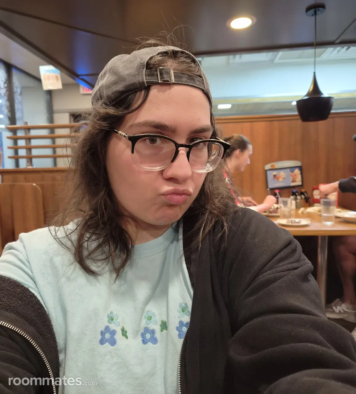 Profile photo 6 of 6